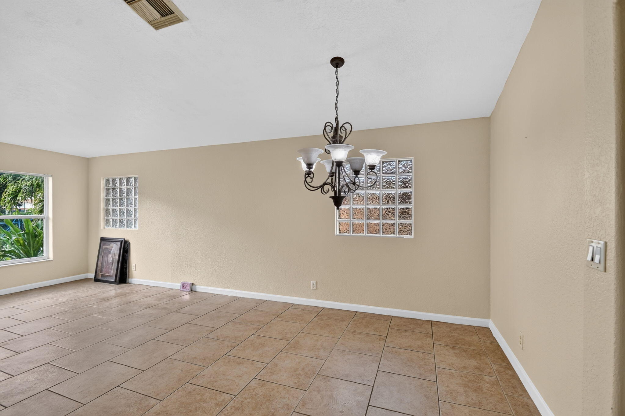 1107 Big Torch Street Riviera Beach, FL 33407 - Photo 8 of 69 10-web-or-mls-DSC_4896