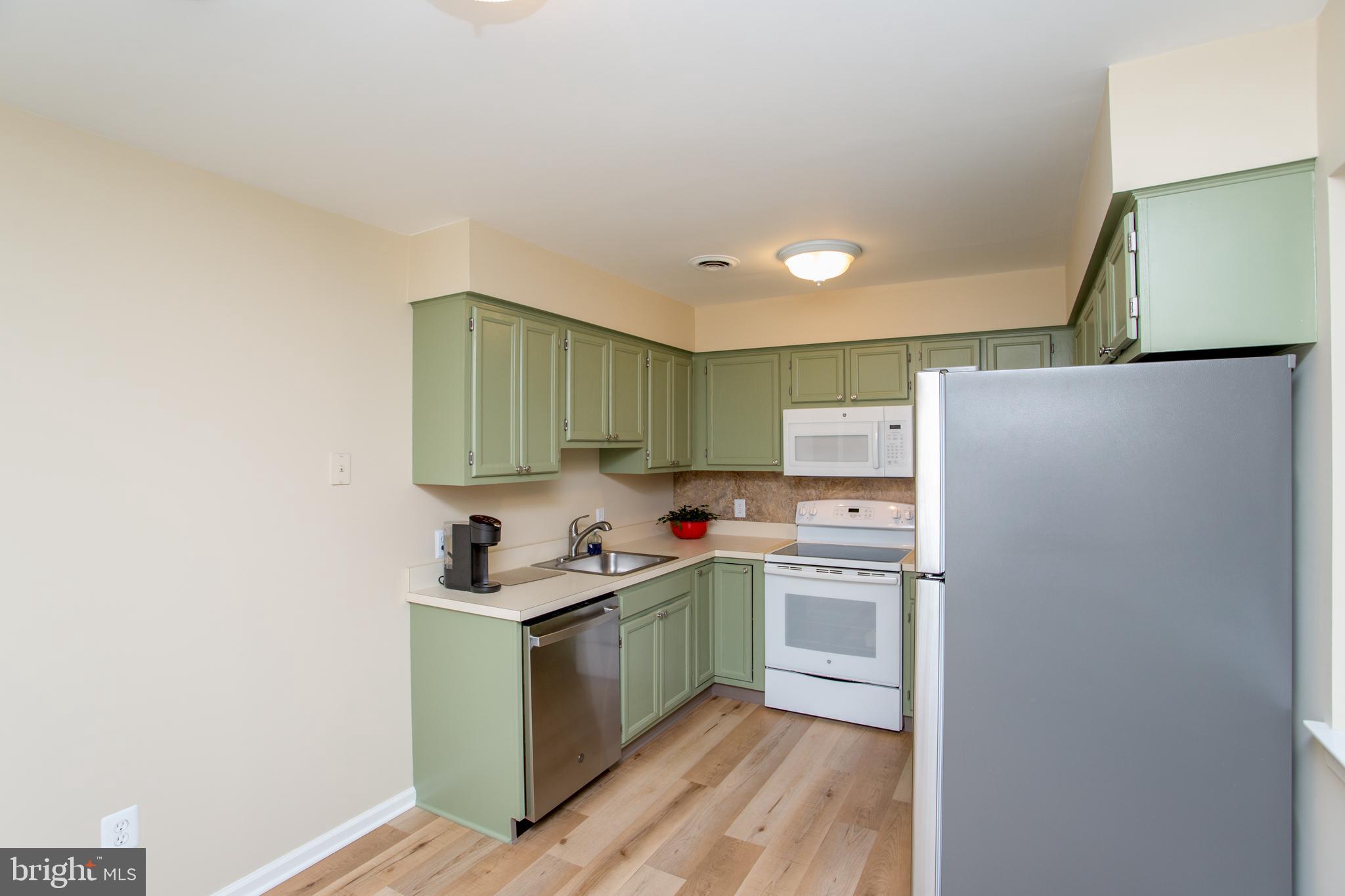 534 Patrick Place Chalfont, PA 18914 - Photo 12 of 36 Kitchen
