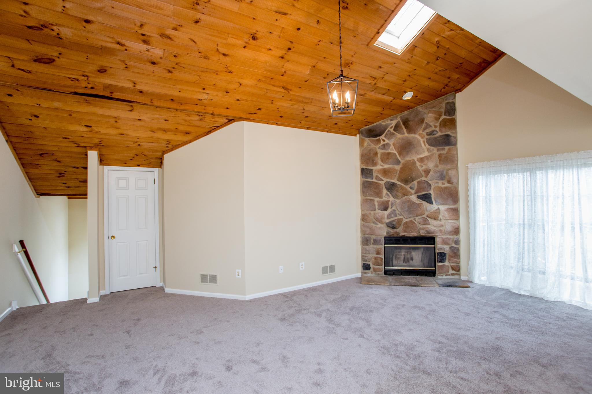 534 Patrick Place Chalfont, PA 18914 - Photo 7 of 36 Great Room