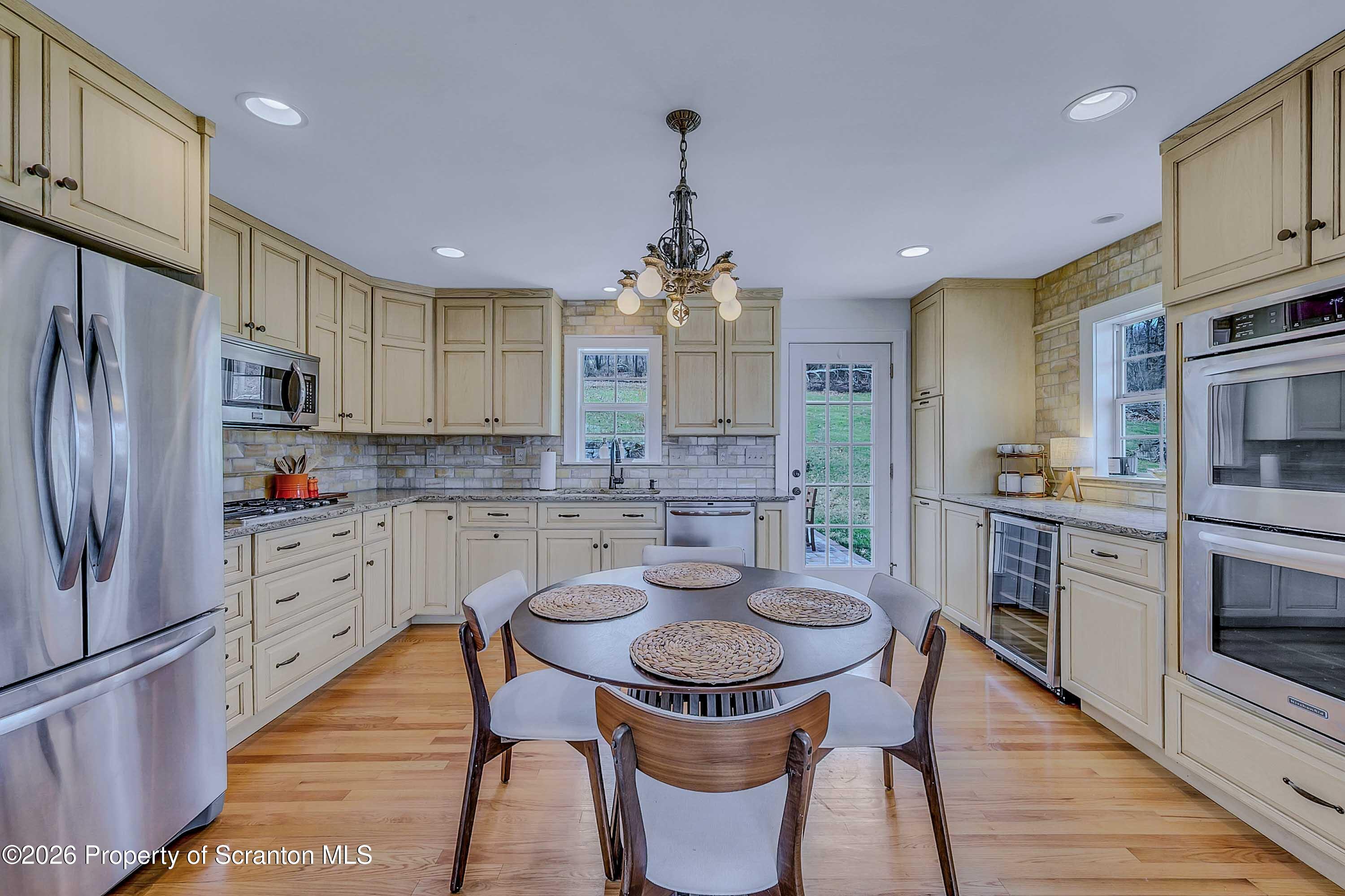 18 9th Street Blakely, PA 18447 - Photo 6 of 30 9th Ave -17