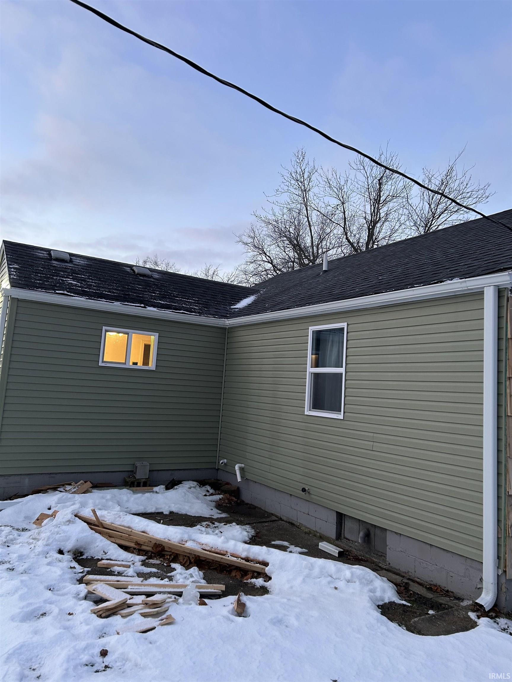 54252 North Ironwood Road South Bend, IN 46635 - Photo 5 of 14