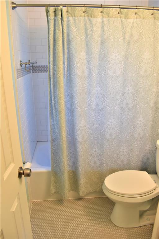 1617 McCully Road Pittsburgh, PA 15234 - Photo 15 of 20 Gallery Image 15