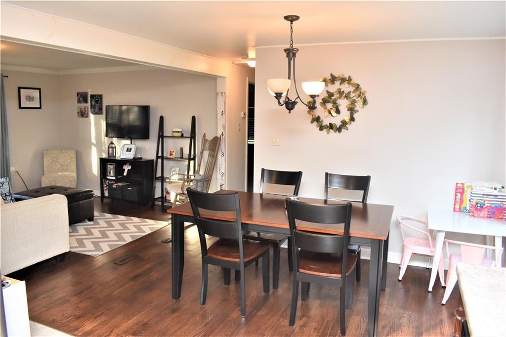 1617 McCully Road Pittsburgh, PA 15234 - Photo 7 of 20 Gallery Image 7