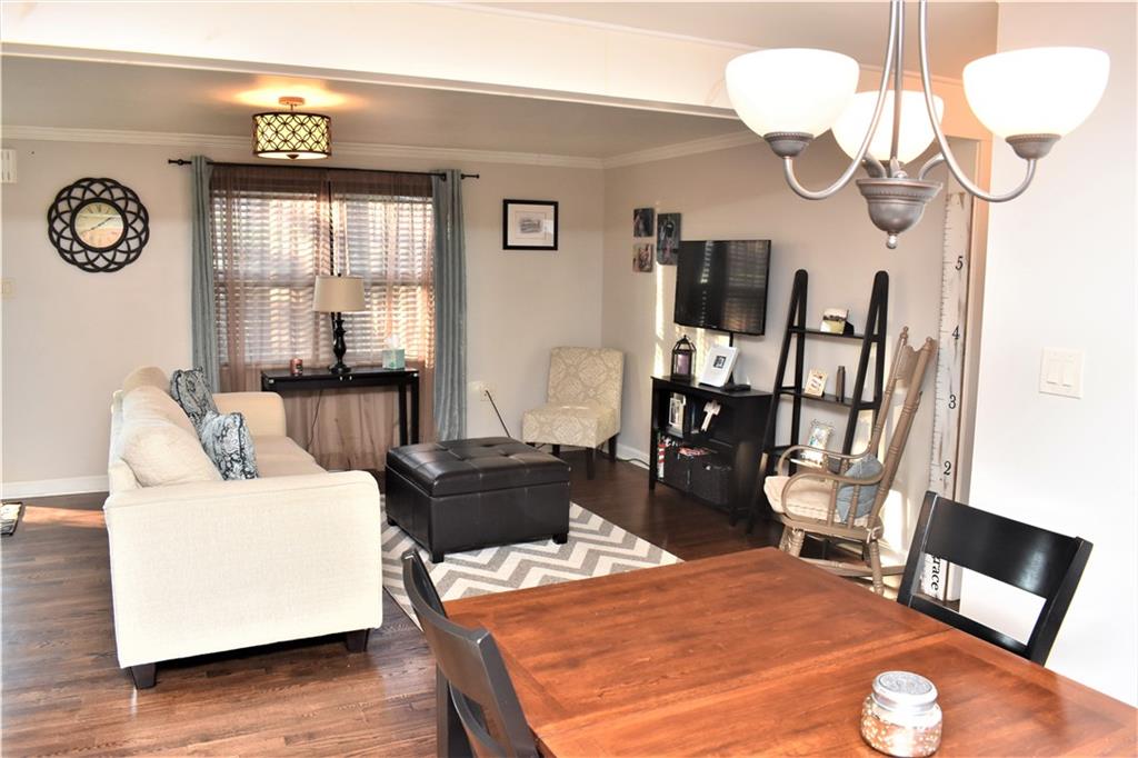 1617 McCully Road Pittsburgh, PA 15234 - Photo 8 of 20 Gallery Image 8