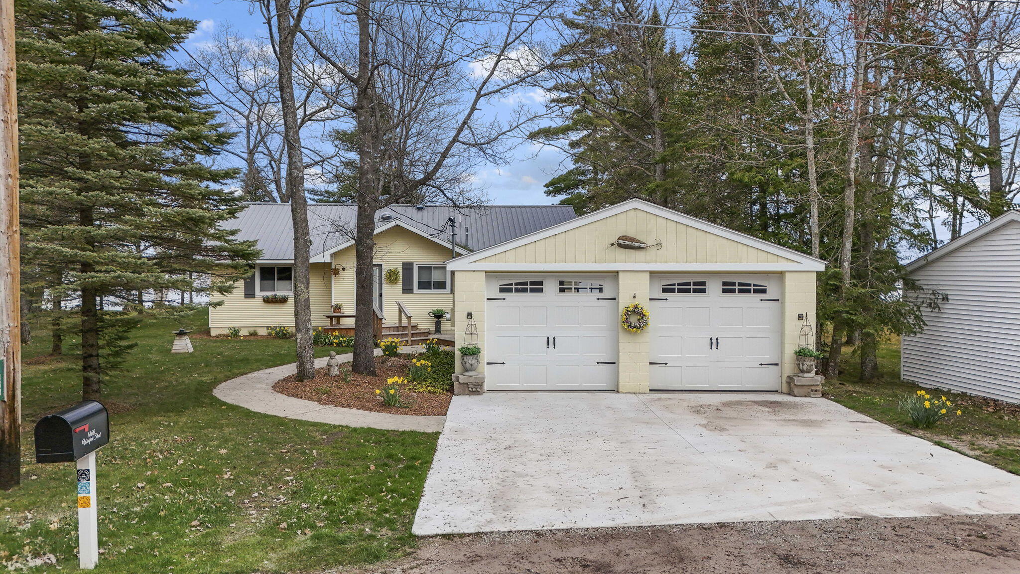 1860 Winifred Street Cheboygan, MI 49721 - Photo 31 of 64 Gallery Image 31