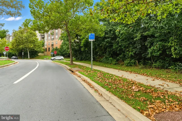 $799,900 | 807 King Farm Boulevard, Rockville, MD 20850