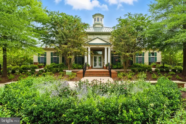 $799,900 | 807 King Farm Boulevard, Rockville, MD 20850