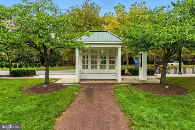 $799,900 | 807 King Farm Boulevard, Rockville, MD 20850