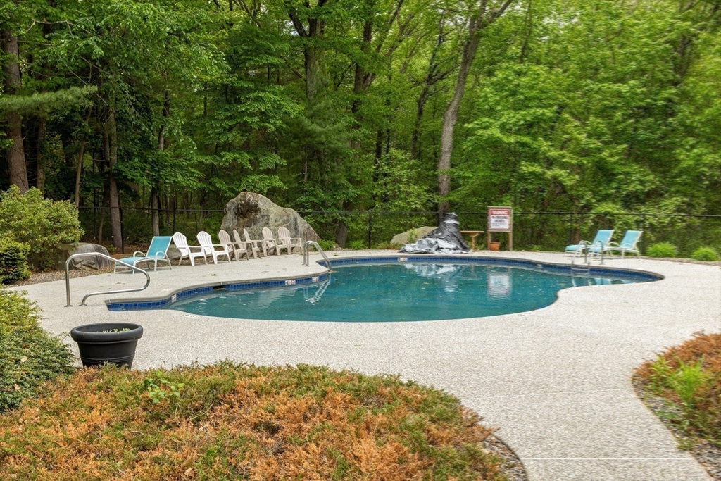 68 MacIntosh Lane, Unit 68 Boxborough, MA 01719 - Photo 30 of 32