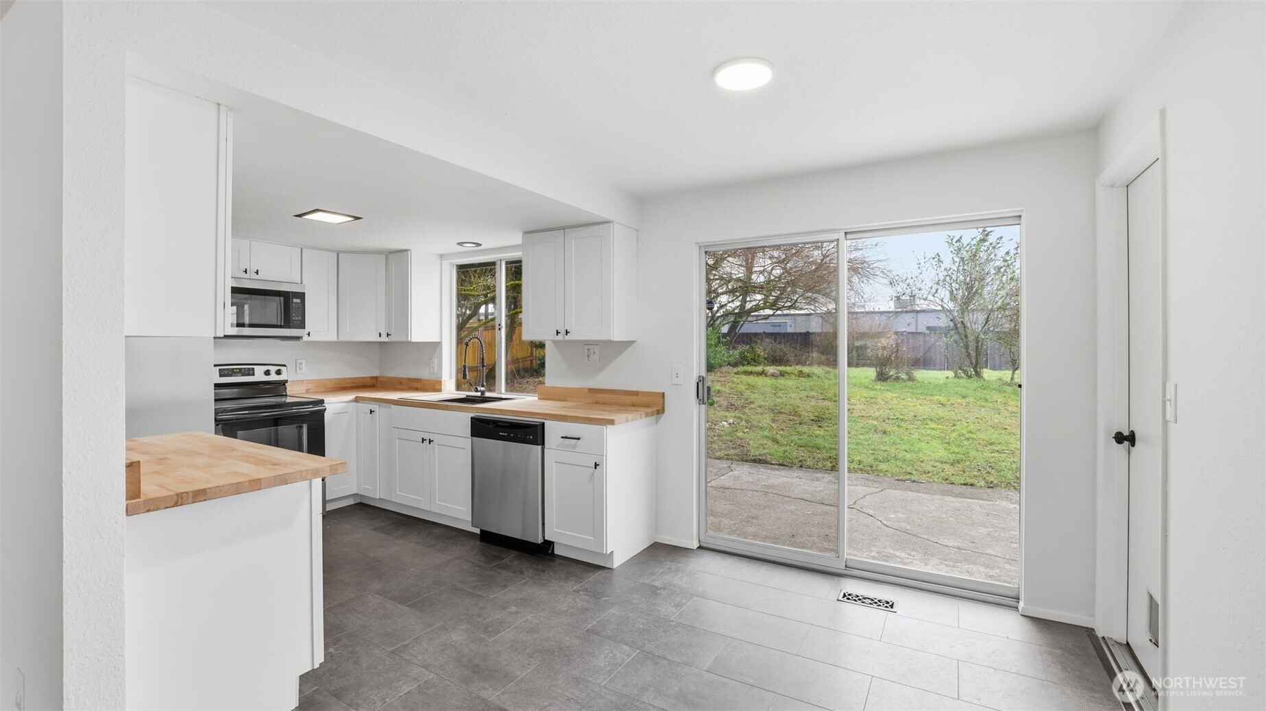 2840 22nd Street Southeast Auburn, WA 98092 - Photo 6 of 20
