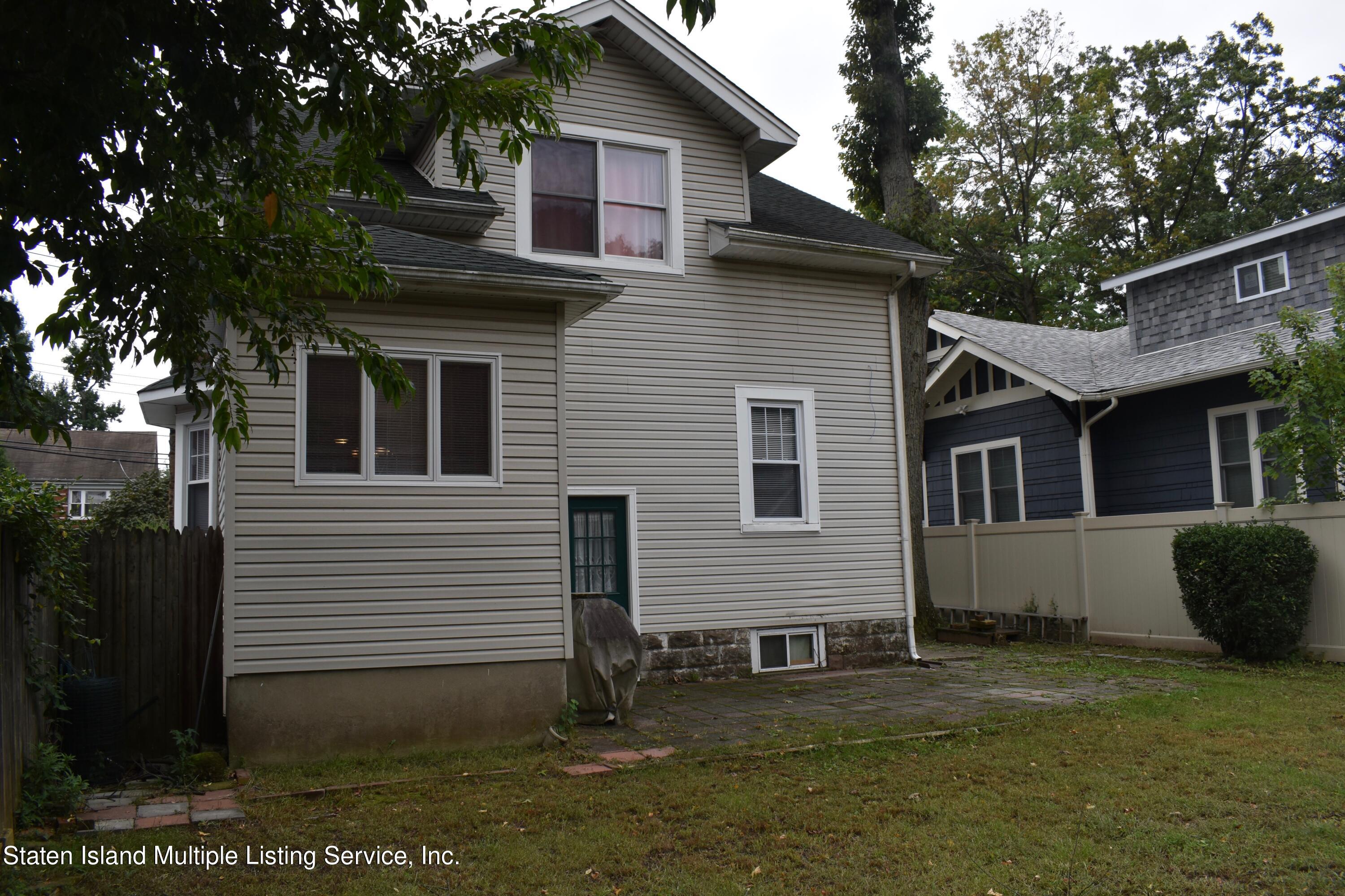 11 Edgewood Road Staten Island, NY 10308 - Photo 6 of 66 DSC_0615