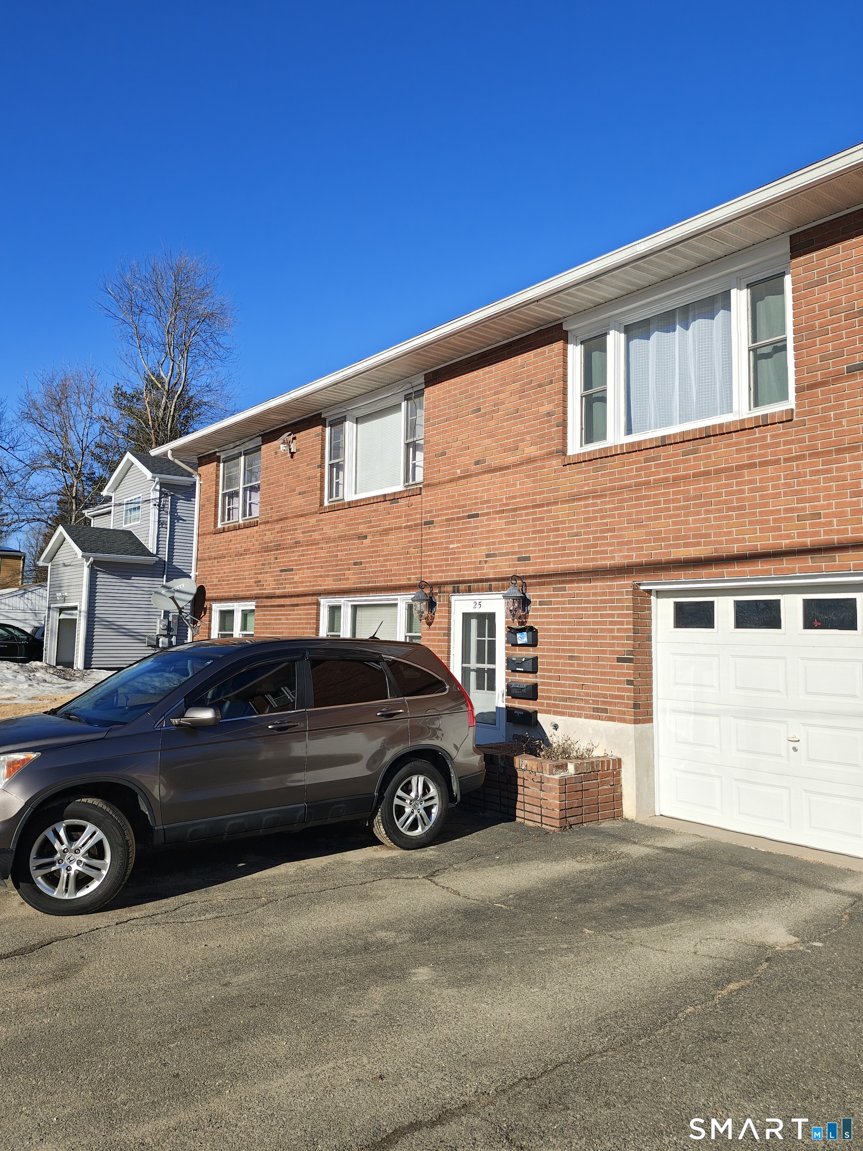 25 Norris Street Waterbury, CT 06705 - Photo 11 of 39