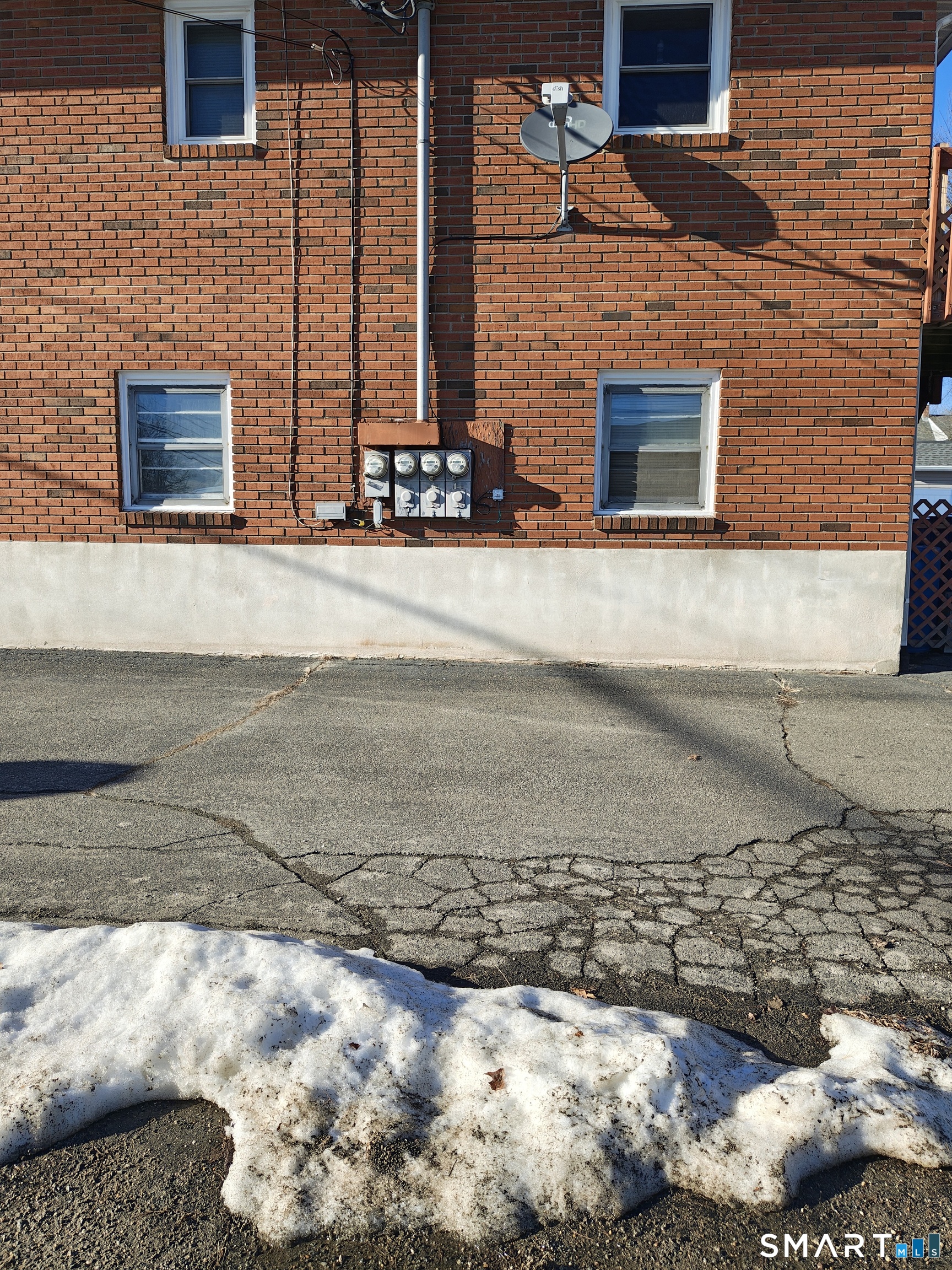 25 Norris Street Waterbury, CT 06705 - Photo 7 of 39