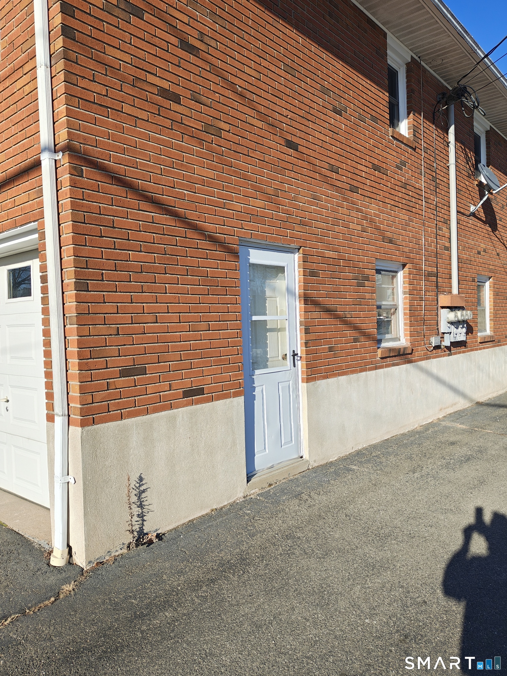 25 Norris Street Waterbury, CT 06705 - Photo 9 of 39