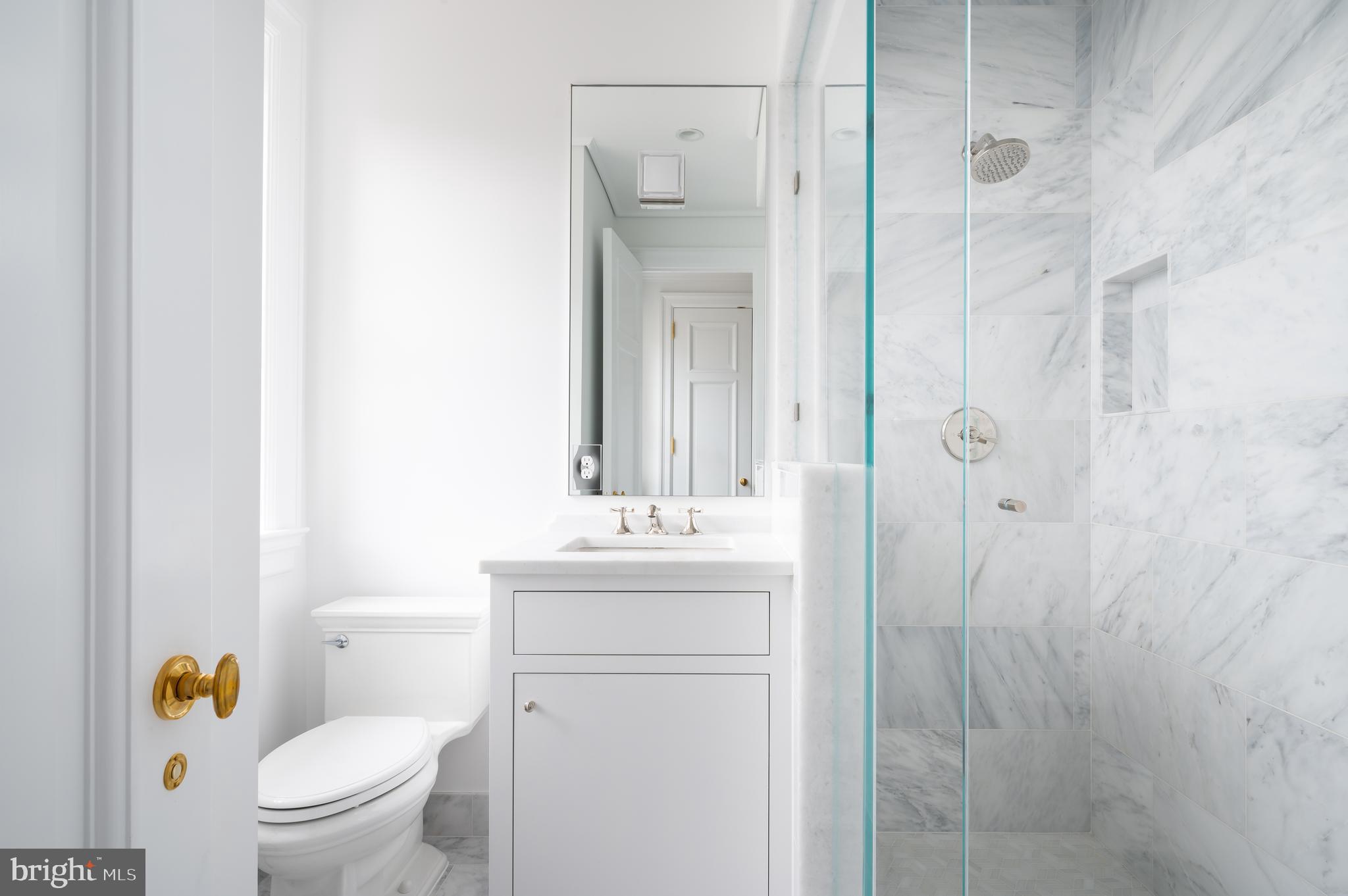 2302 Kalorama Road Northwest Washington, DC 20008 - Photo 21 of 35 Third Bath