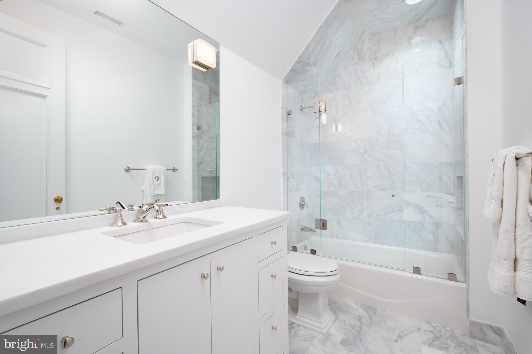 2302 Kalorama Road Northwest Washington, DC 20008 - Photo 25 of 35 Fifth Bath