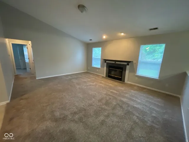 $243,000 | 356 Seabreeze Circle, Avon, IN 46123