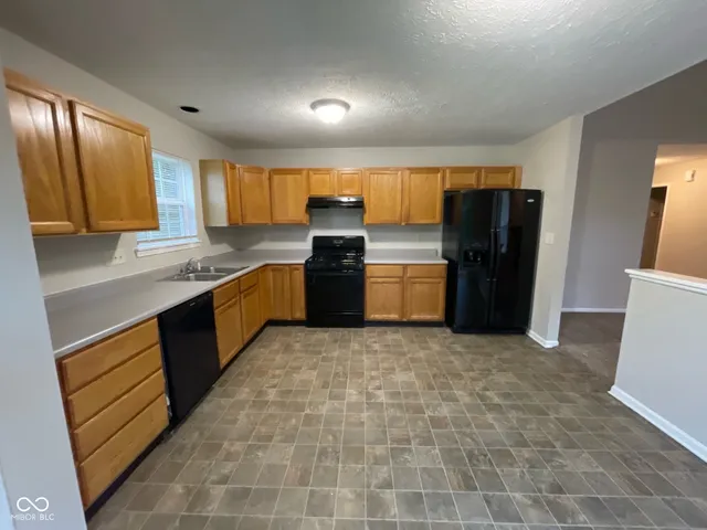 $243,000 | 356 Seabreeze Circle, Avon, IN 46123