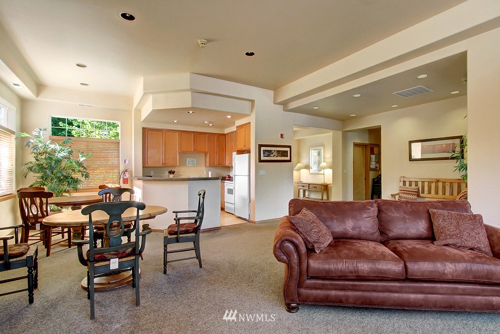 4501 Northeast 6th Court Renton, WA 98059 - Photo 17 of 19