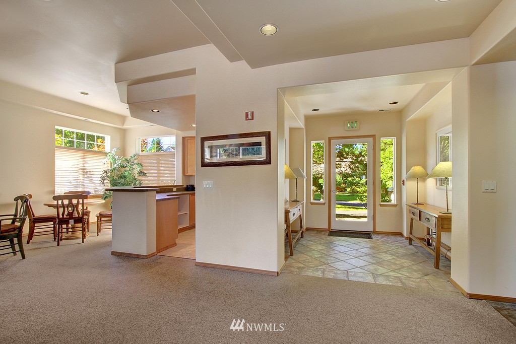 4501 Northeast 6th Court Renton, WA 98059 - Photo 18 of 19
