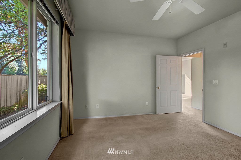 4501 Northeast 6th Court Renton, WA 98059 - Photo 6 of 19