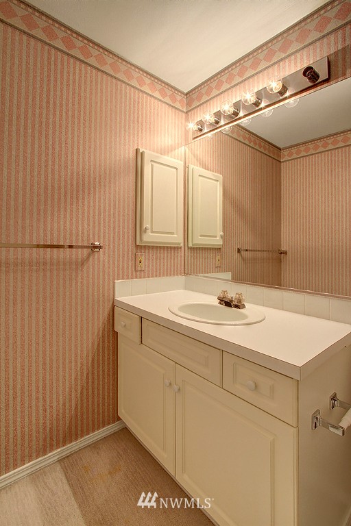 4501 Northeast 6th Court Renton, WA 98059 - Photo 10 of 19