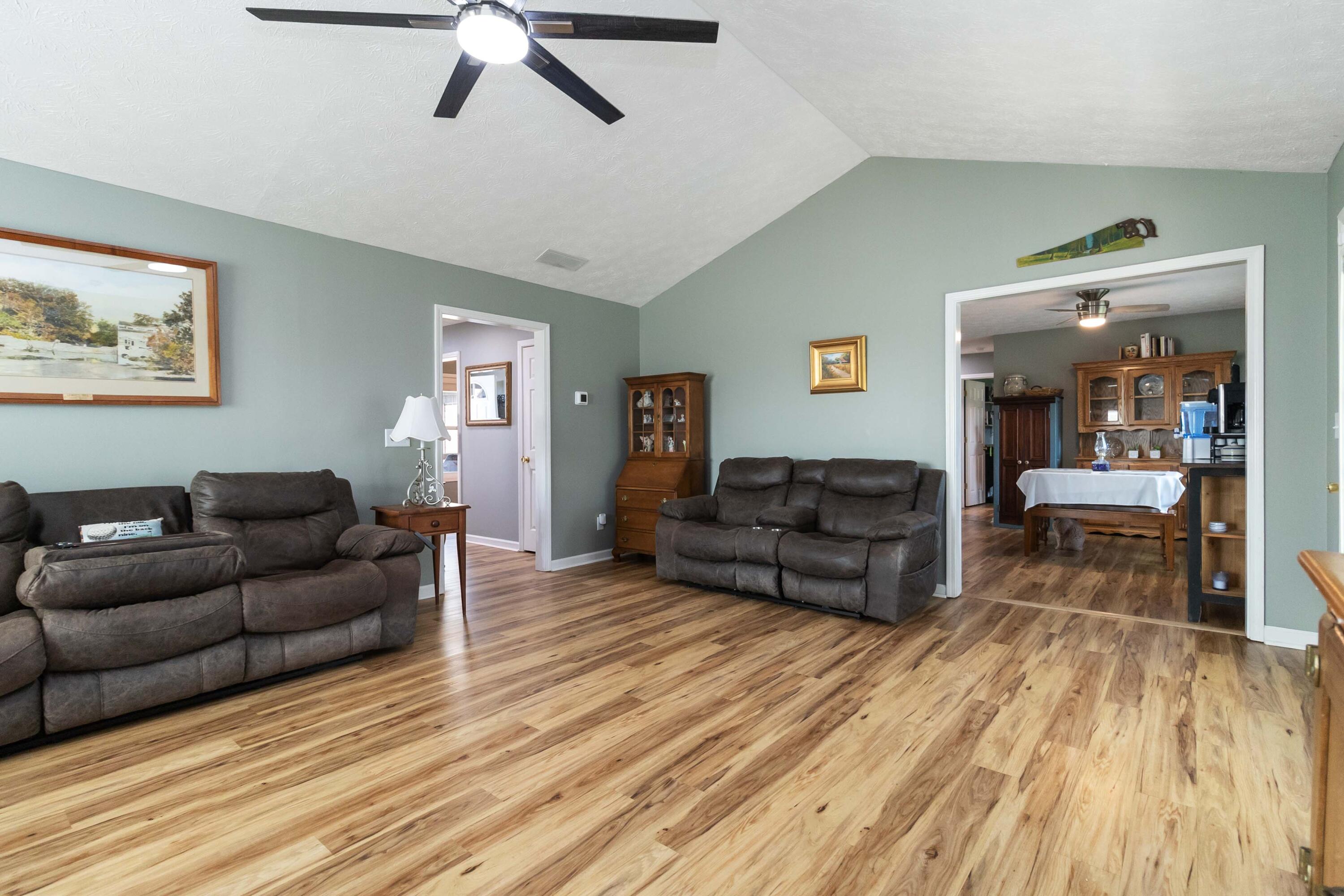 116 Cedar Ridge Road Frankfort, KY 40601 - Photo 9 of 28 007