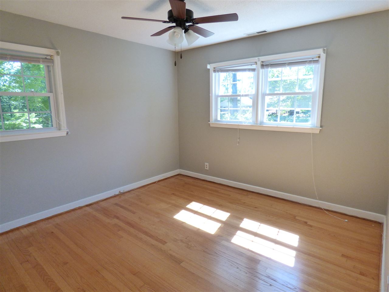 215 Thompson Road Wellford, SC 29385 - Photo 9 of 17