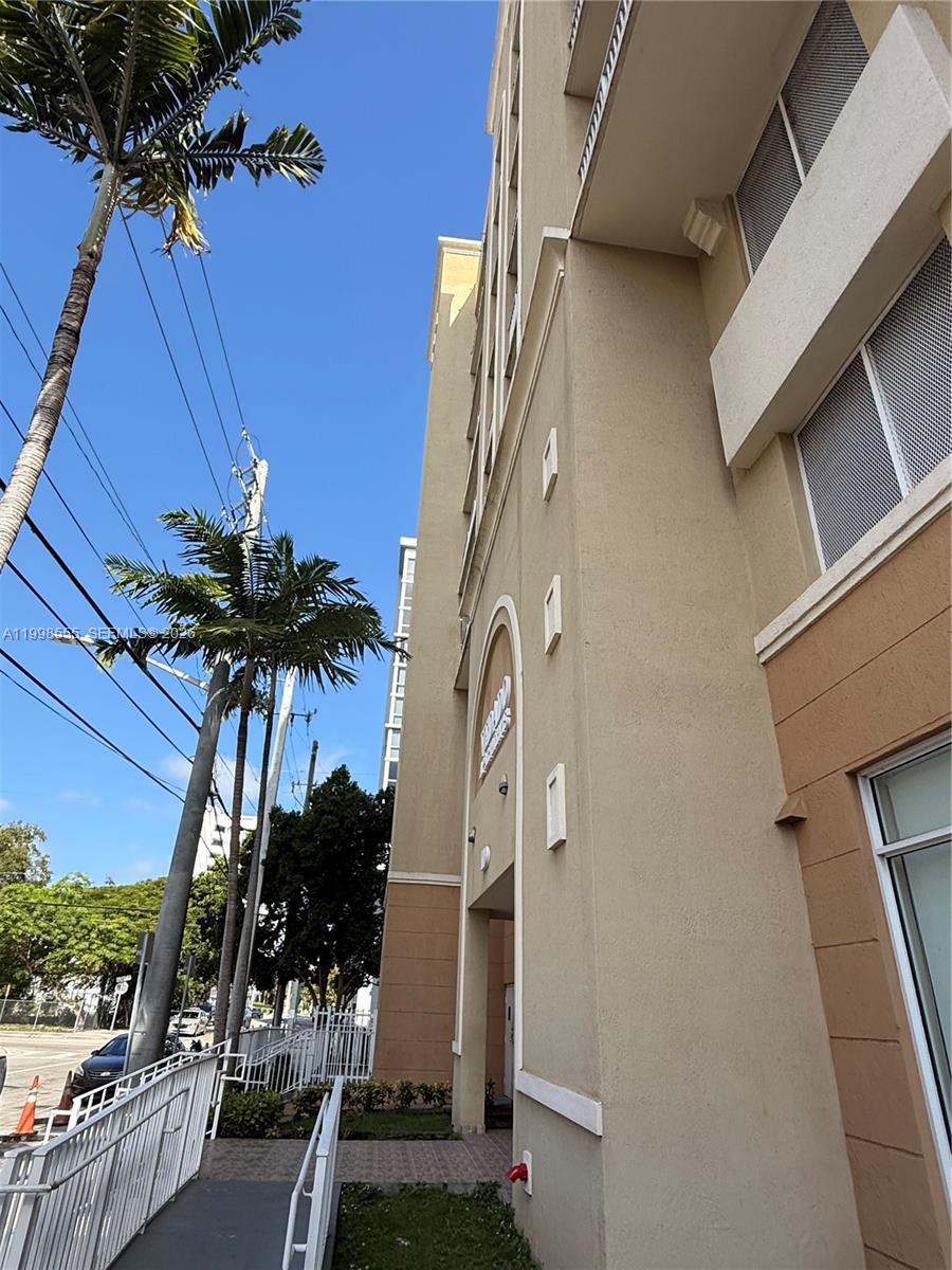 119 Southwest 6th Avenue, Unit 405 Miami, FL 33130 - Photo 18 of 23 a picture of street view