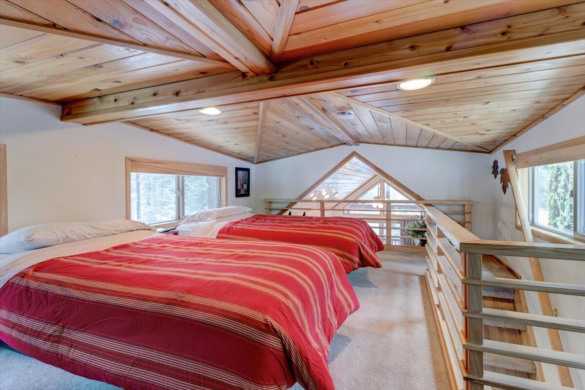 7979 Hyatt Prairie Road, Unit 45 Ashland, OR 97520 - Photo 20 of 40 16-7979 Hyatt Prairie Road #45-16