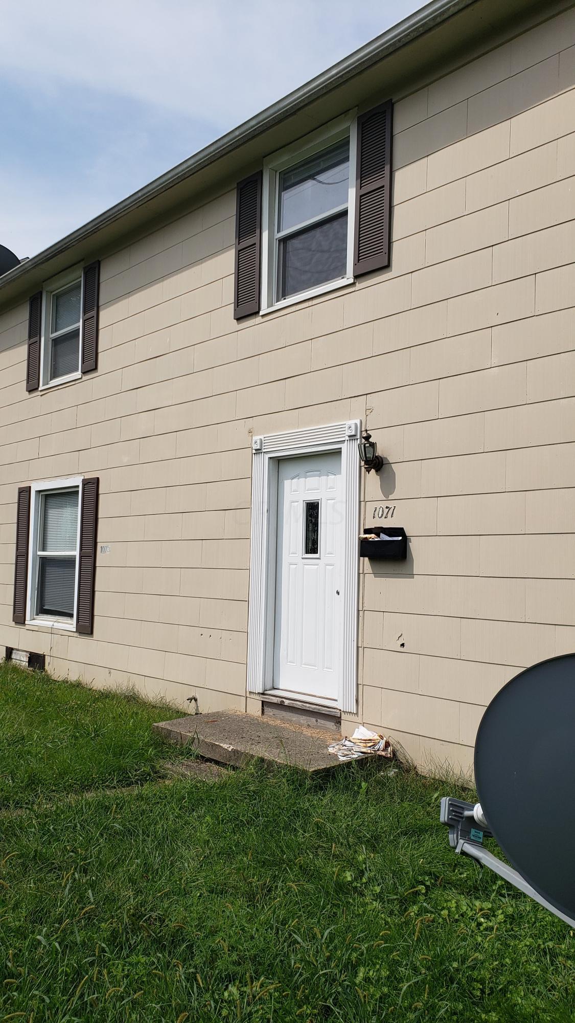 1071-1073 South James Road Columbus, OH 43227 - Photo 2 of 5 Gallery Image 2