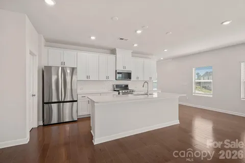 $475,000 | 11935 Red Leaf Drive, Charlotte, NC 28215