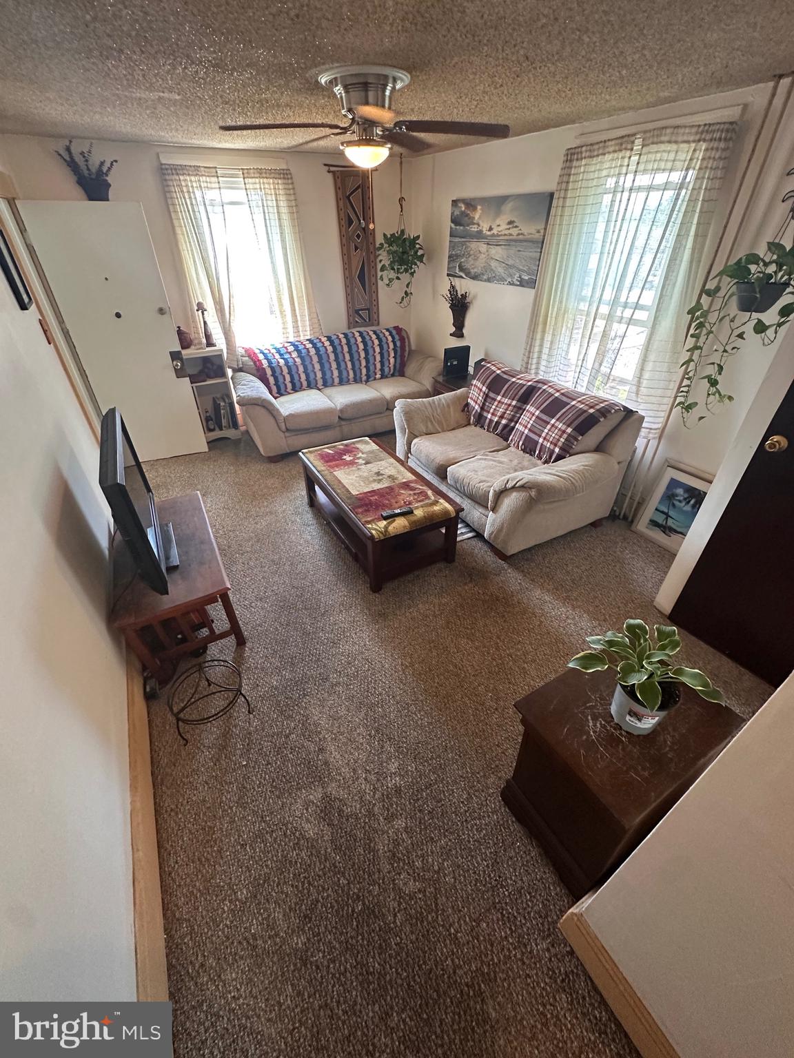 2223 Amosland Road Holmes, PA 19043 - Photo 9 of 31
