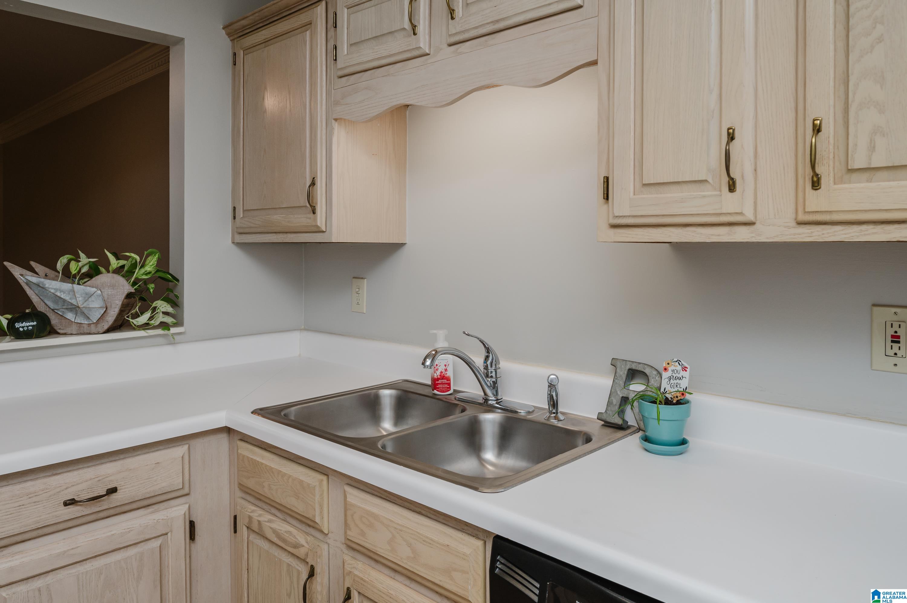 25 Cottage Circle Pelham, AL 35124 - Photo 8 of 39
