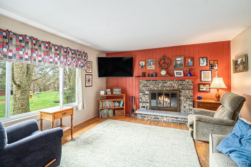 6181 Lobdell Road Linden, MI 48451 - Photo 11 of 40 Gallery Image 11