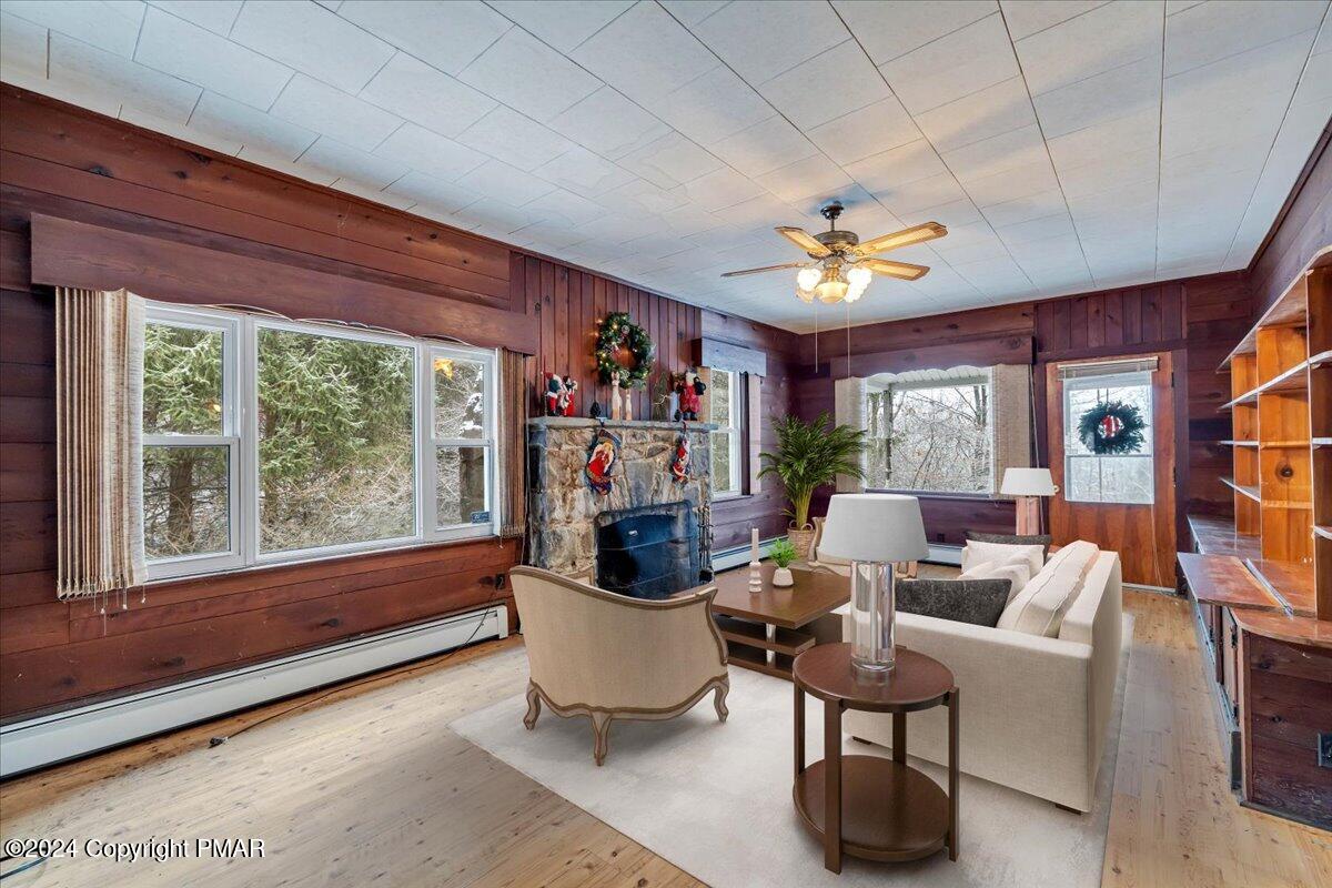 261 Merry Hill Road Mount Pocono, PA 18344 - Photo 13 of 46 Comfortable Surroundings