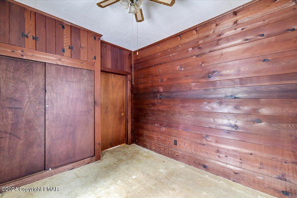 261 Merry Hill Road Mount Pocono, PA 18344 - Photo 22 of 46 261 3