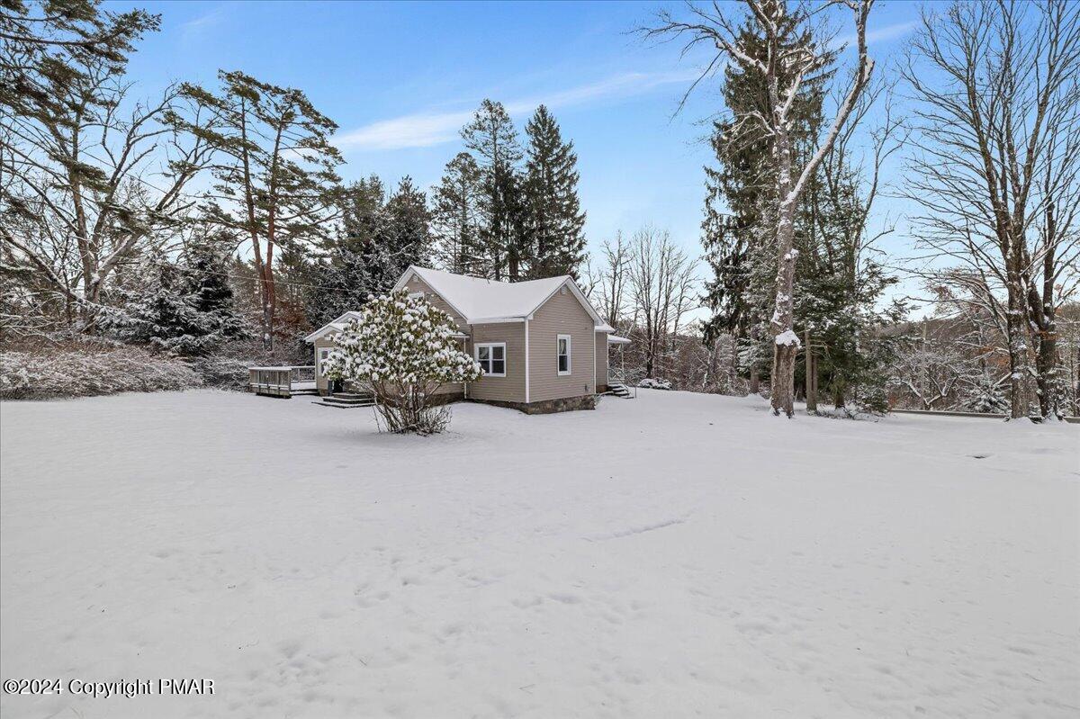 261 Merry Hill Road Mount Pocono, PA 18344 - Photo 30 of 46 261 Great Outside Space
