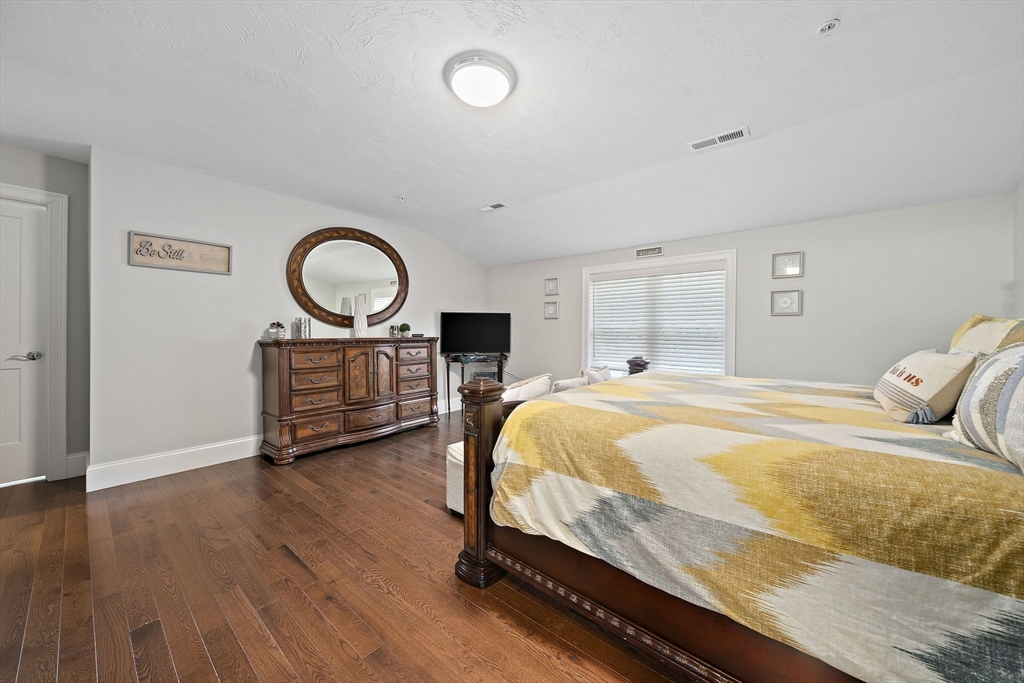 6 Audubon Way Canton, MA 02021 - Photo 16 of 38