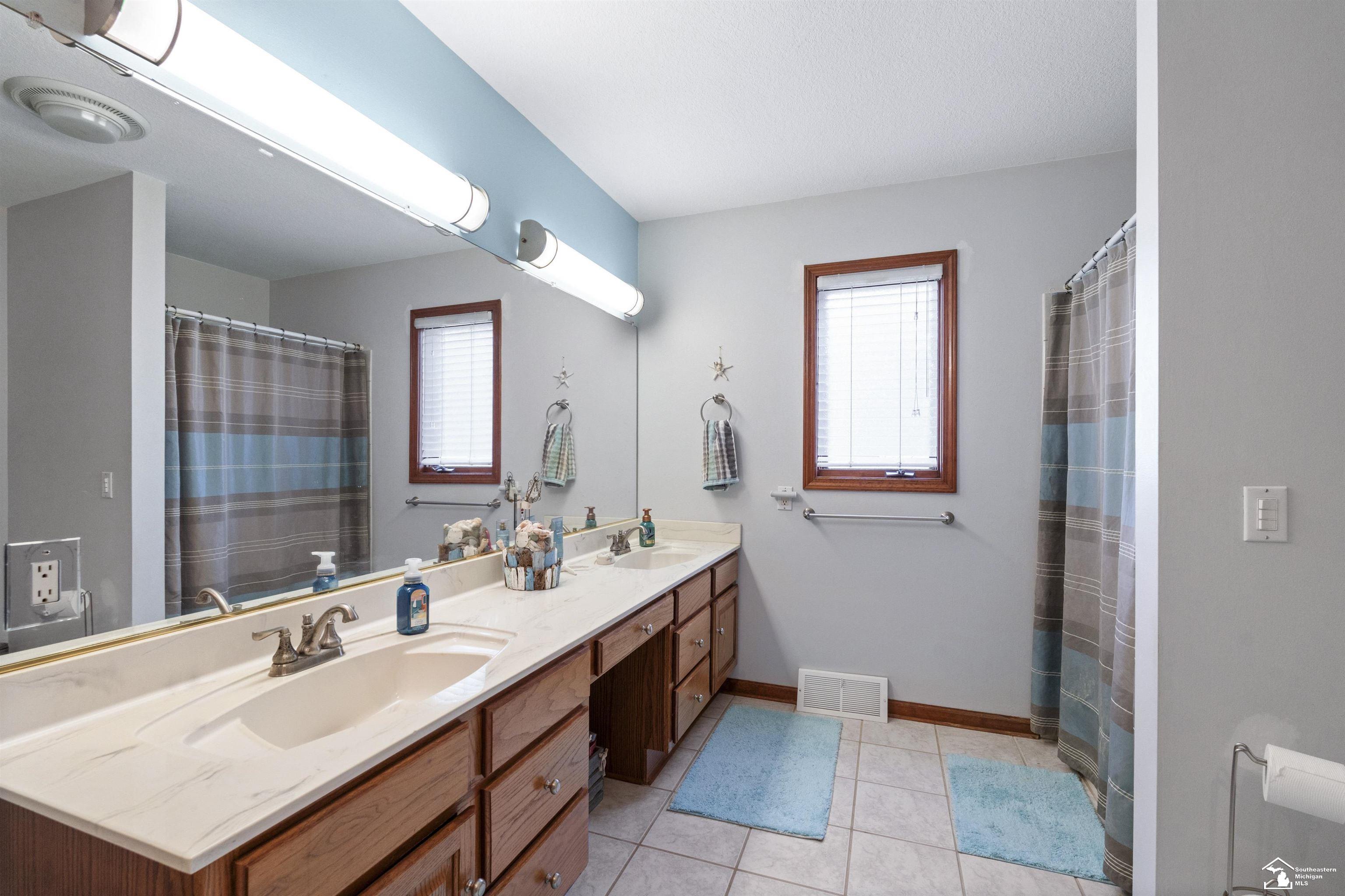 11662 Wells Road Petersburg, MI 49270 - Photo 16 of 53