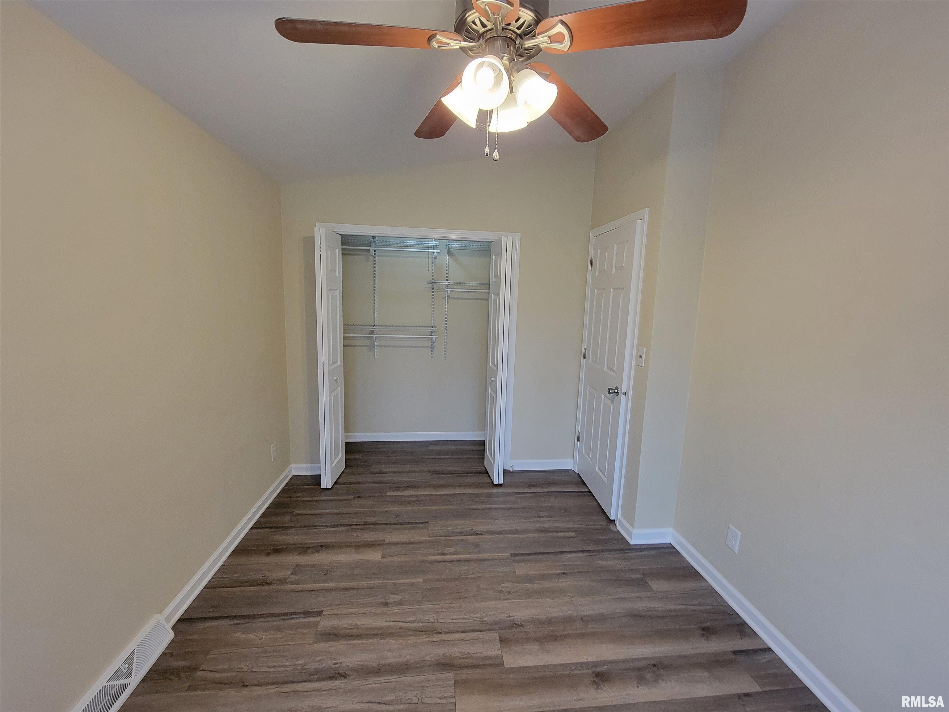 3131 Rita Avenue Springfield, IL 62703 - Photo 17 of 28