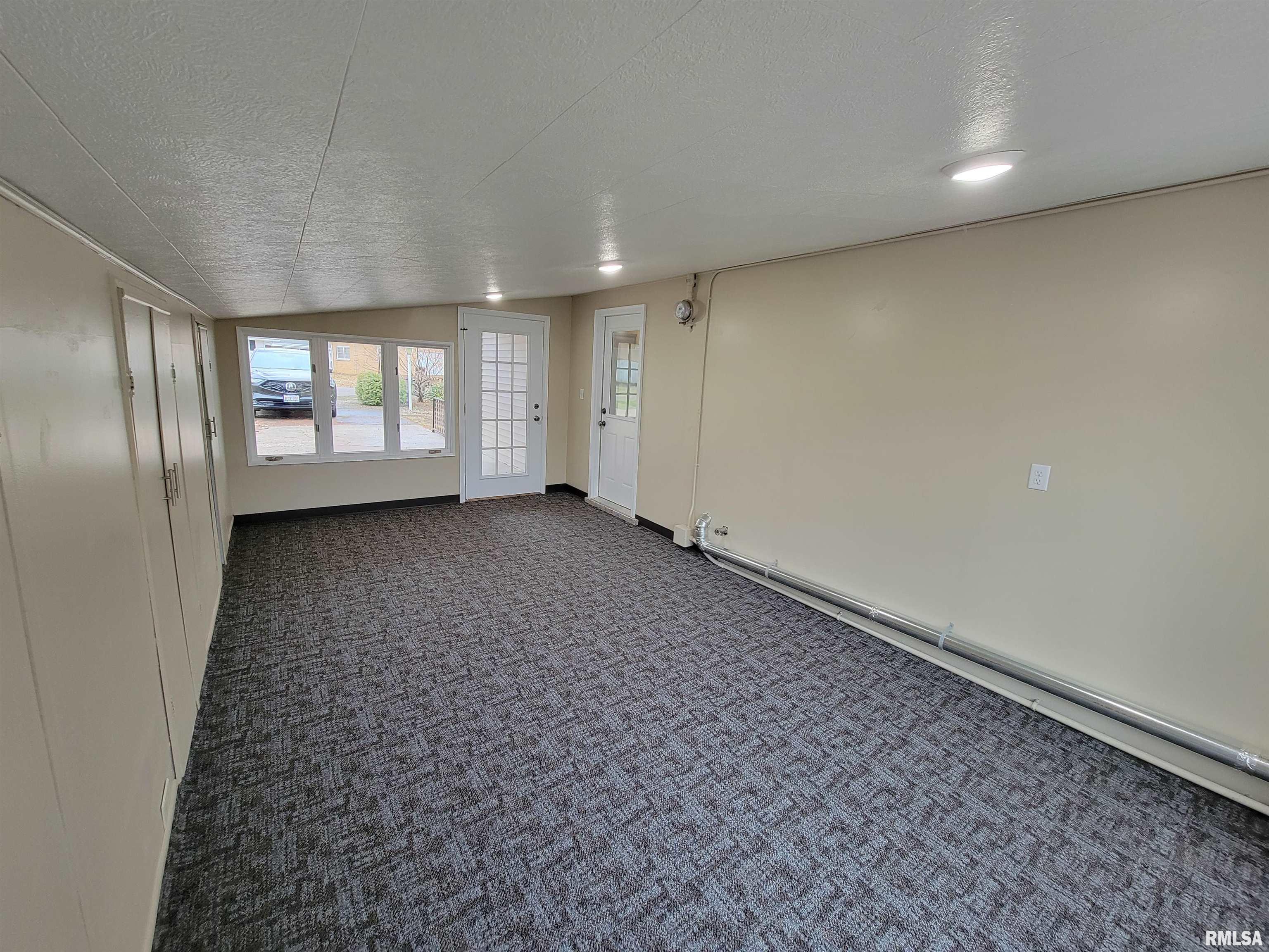 3131 Rita Avenue Springfield, IL 62703 - Photo 25 of 28