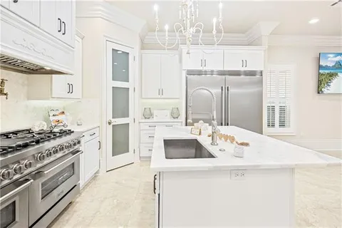 $540,000 | 4516 St Mary Street, Metairie, LA 70006