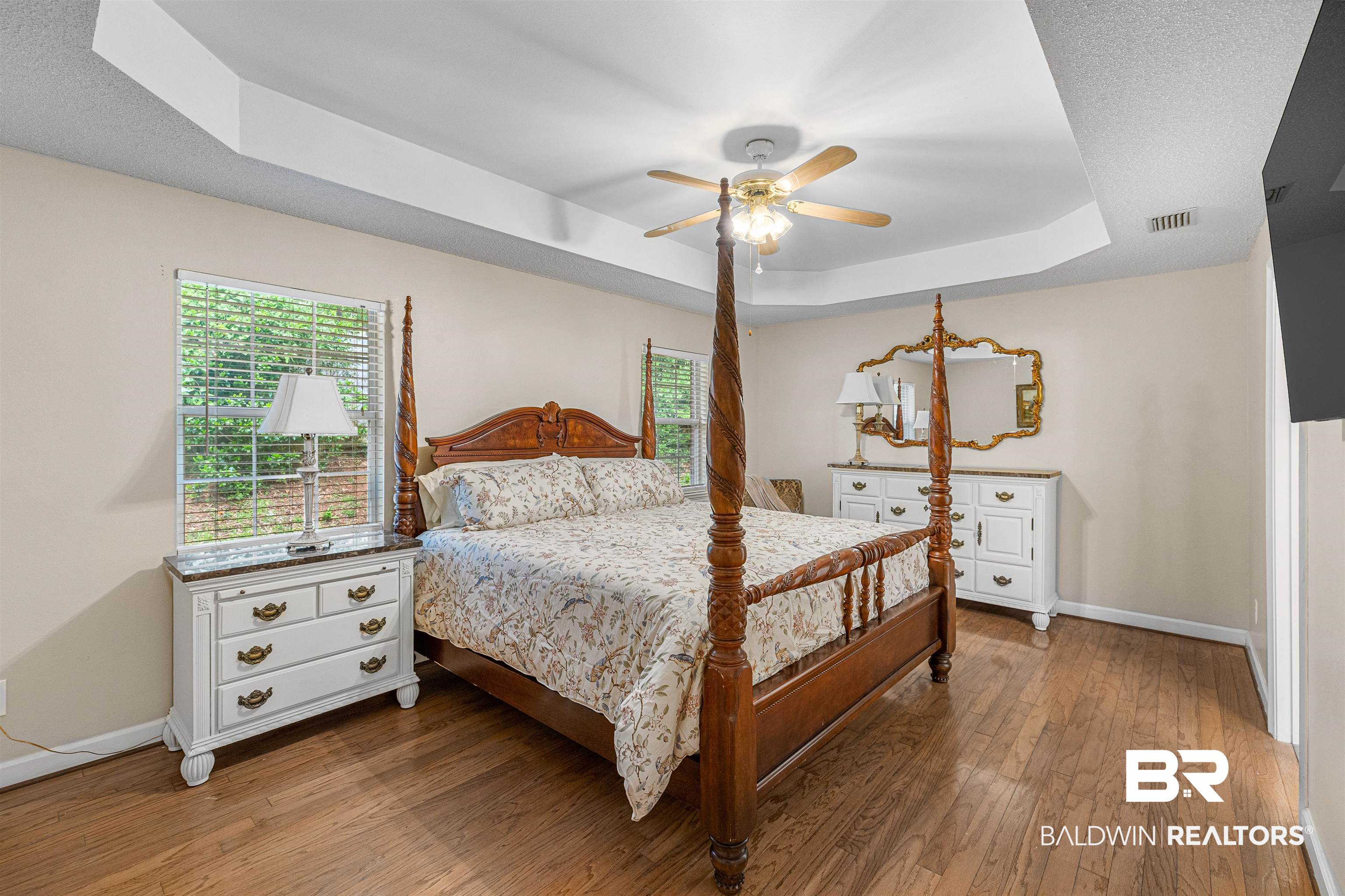 349 Ridgewood Drive Daphne, AL 36526 - Photo 15 of 35 Trey Ceiling & Hardwood flooring