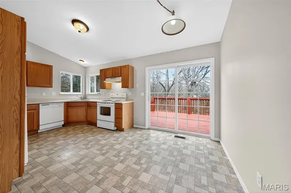 $224,900 | 111 Wrenwood Drive, St. Clair, MO 63077