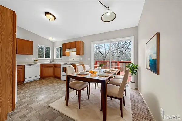 $224,900 | 111 Wrenwood Drive, St. Clair, MO 63077