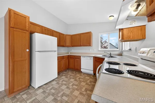 $224,900 | 111 Wrenwood Drive, St. Clair, MO 63077