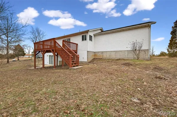$224,900 | 111 Wrenwood Drive, St. Clair, MO 63077