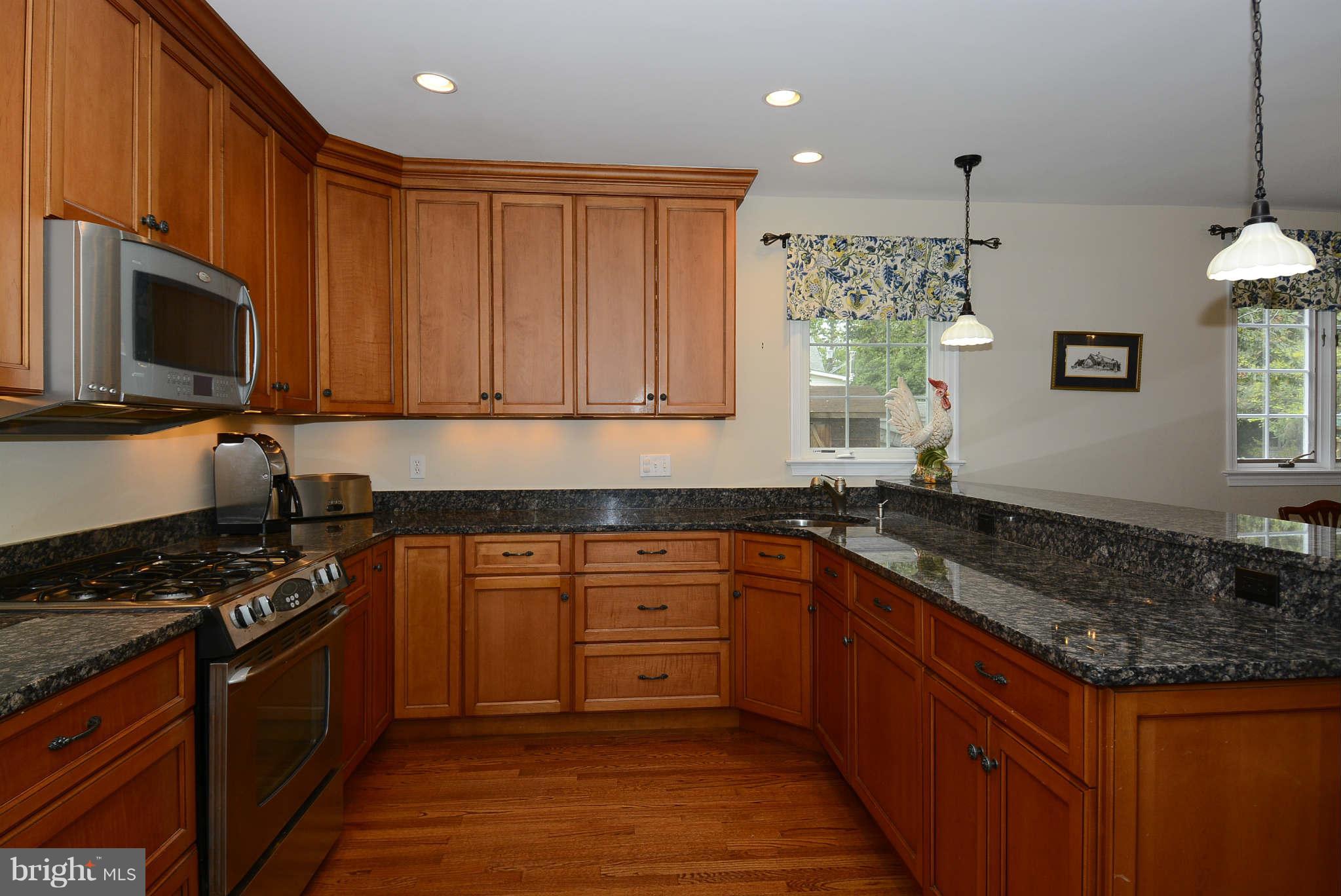 5815 Walton Road Bethesda, MD 20817 - Photo 11 of 29 Kitchen