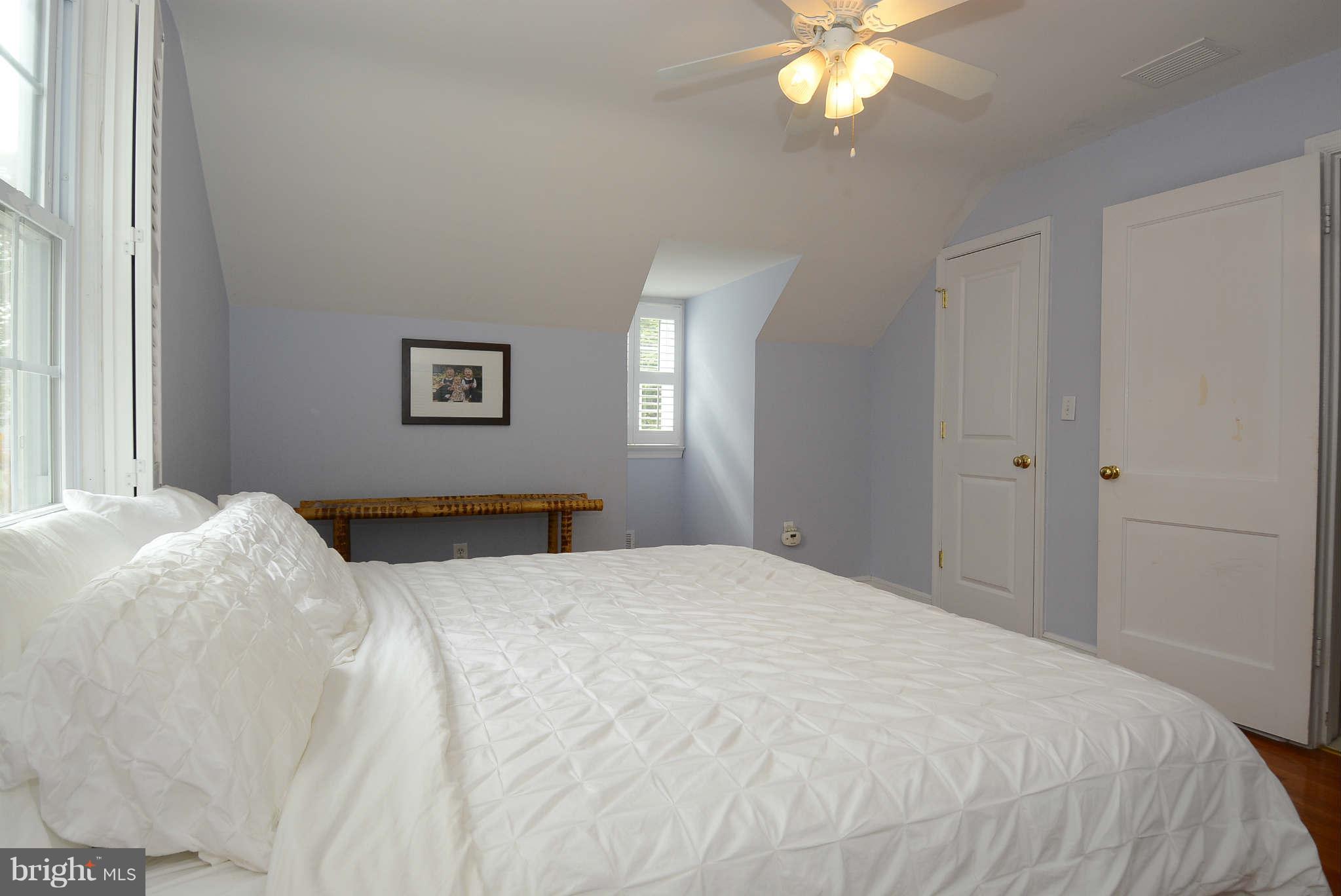 5815 Walton Road Bethesda, MD 20817 - Photo 18 of 29 Bedroom (Master)